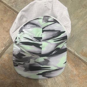 Abstract Green and Gray Cap